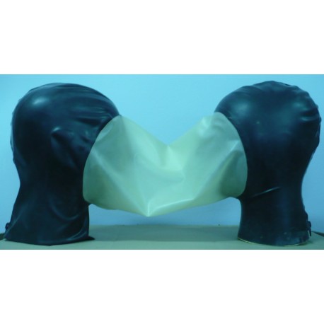 Cagoule latex double vacuum Cagoule latex double vacuum