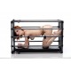 Cage BDSM avec barres ajustables pour la contrainte